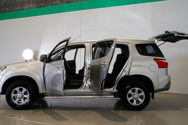 2021 Isuzu MU-X LS-M