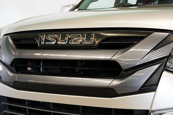 2021 Isuzu MU-X LS-M