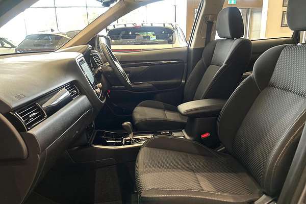 2019 Mitsubishi Outlander ES ZL