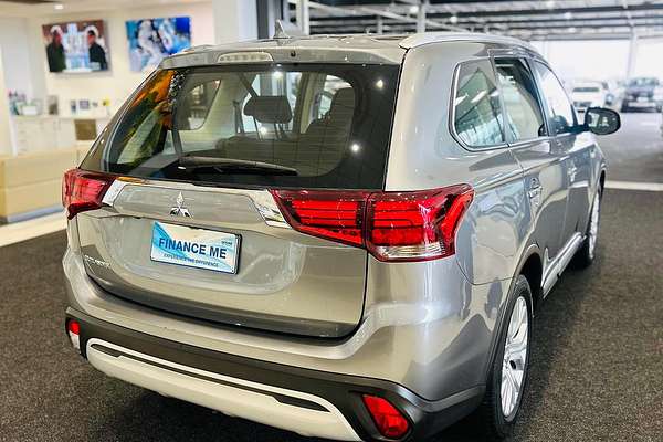 2019 Mitsubishi Outlander ES ZL