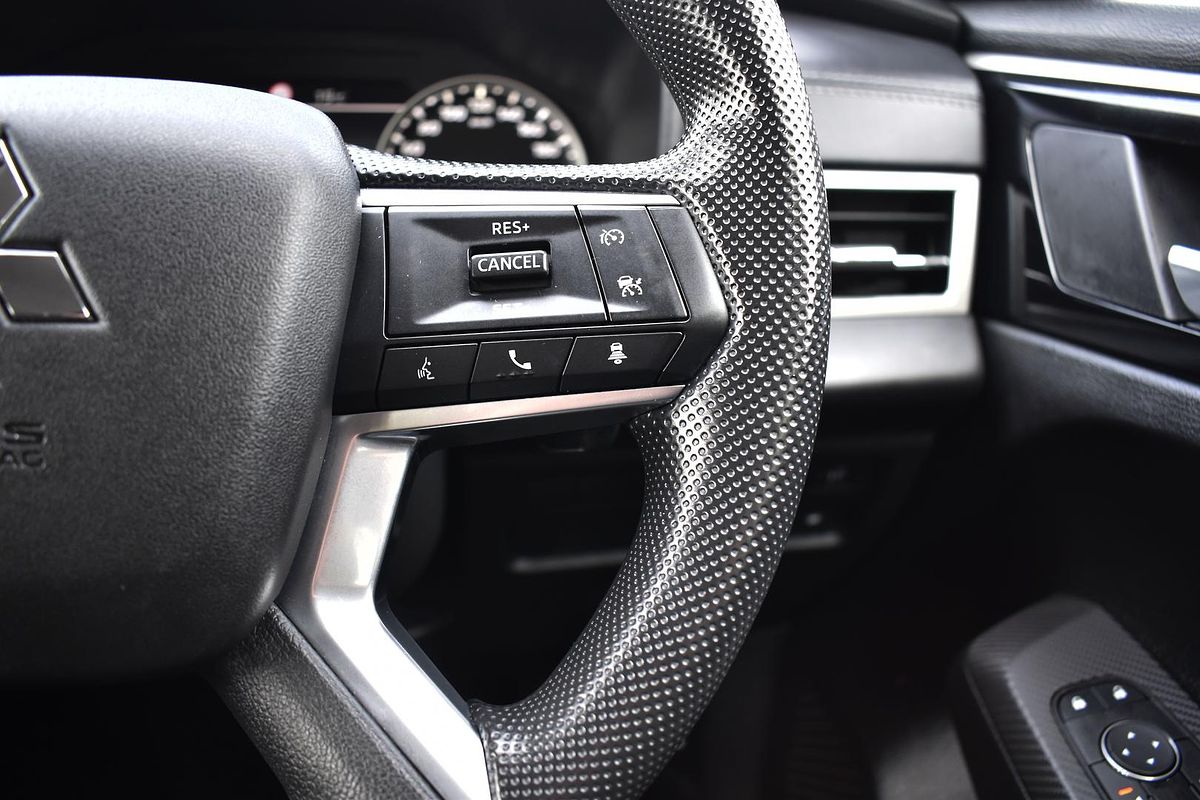 2024 Mitsubishi Outlander ES ZM