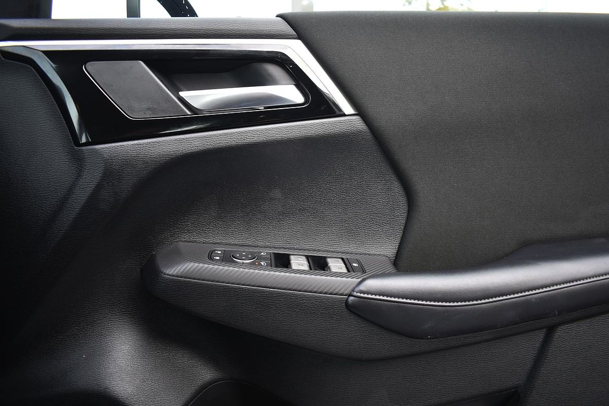 2024 Mitsubishi Outlander ES ZM