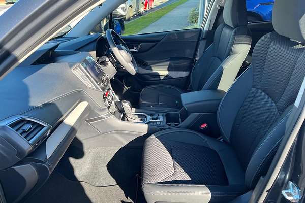 2024 Subaru Forester 2.5i Premium S5