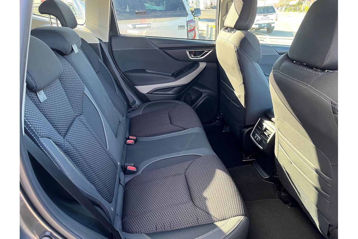 2024 Subaru Forester 2.5i Premium S5