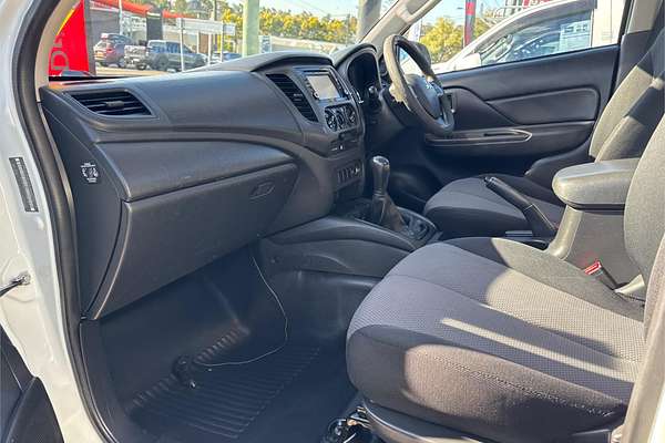 2020 Mitsubishi Triton GLX MR Rear Wheel Drive