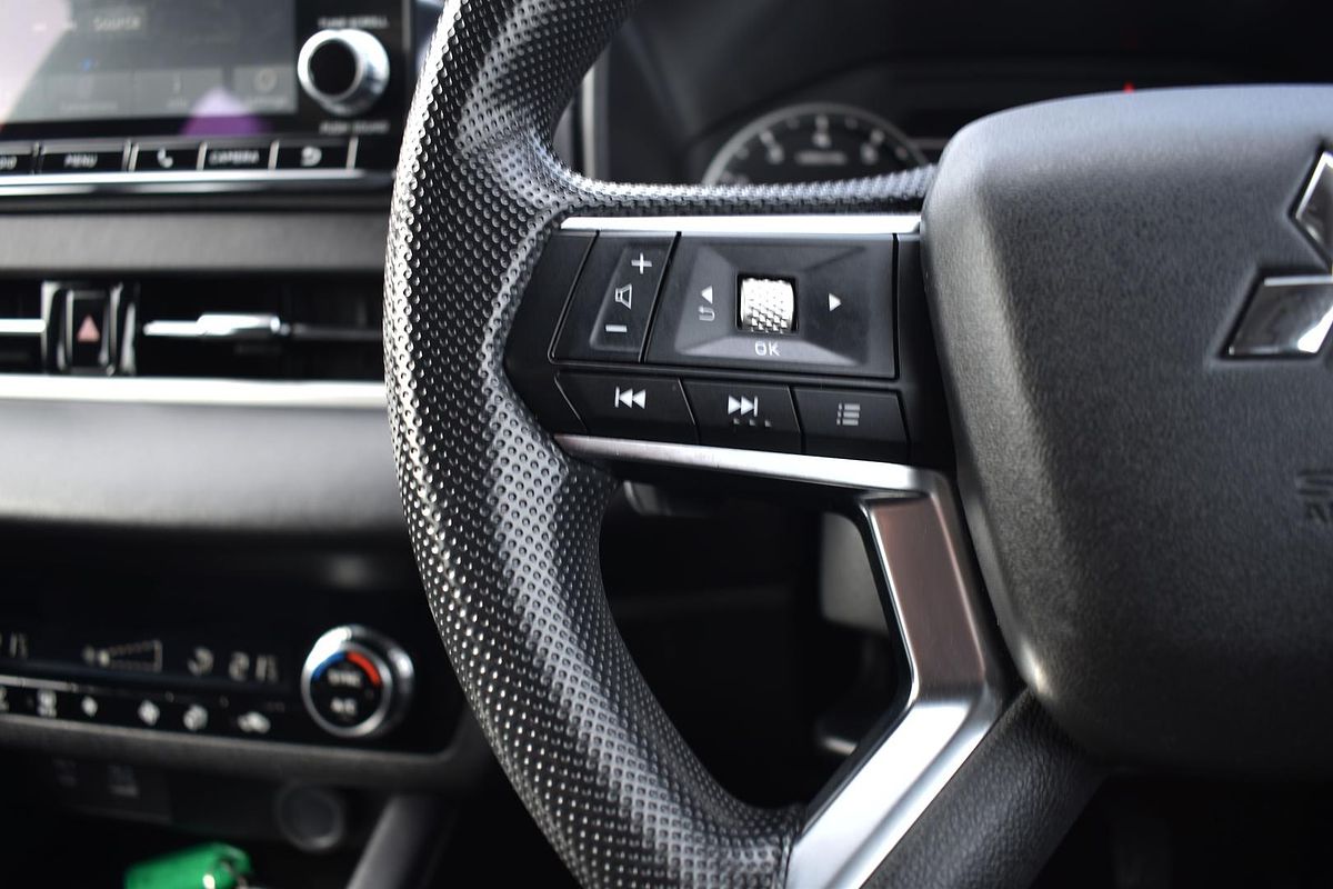 2024 Mitsubishi Outlander ES ZM