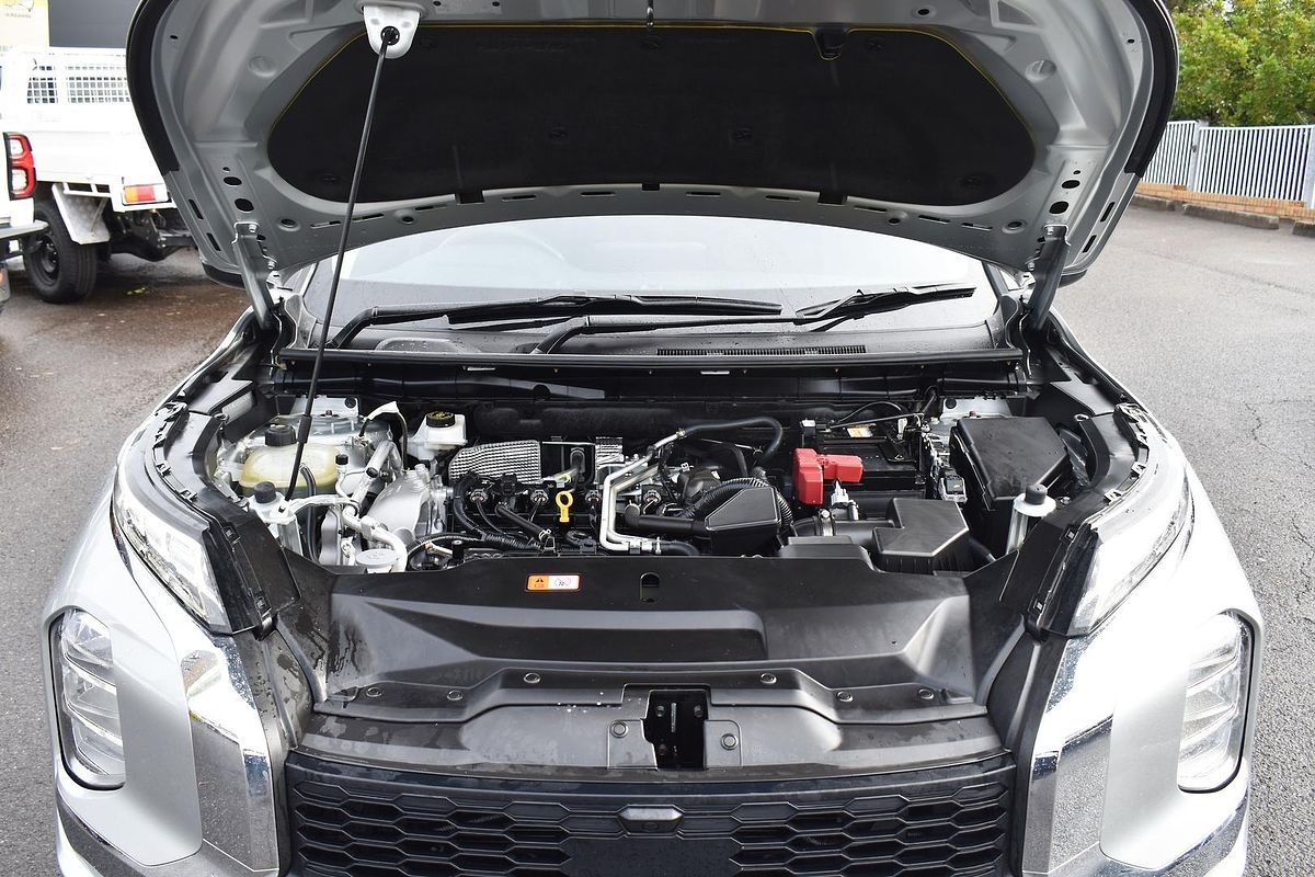 2024 Mitsubishi Outlander ES ZM