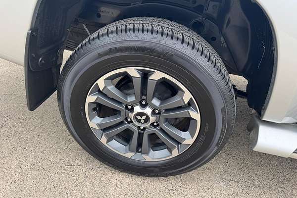 2020 Mitsubishi Triton GLS Premium MR 4X4
