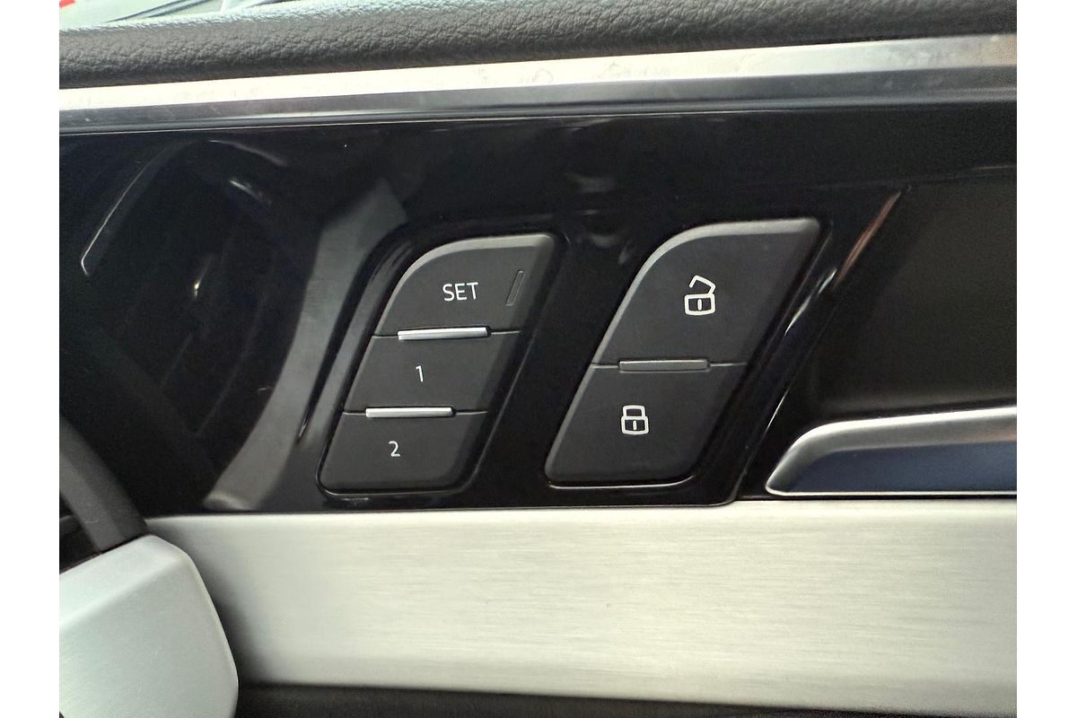 2023 Audi A5 45 TFSI S line F5