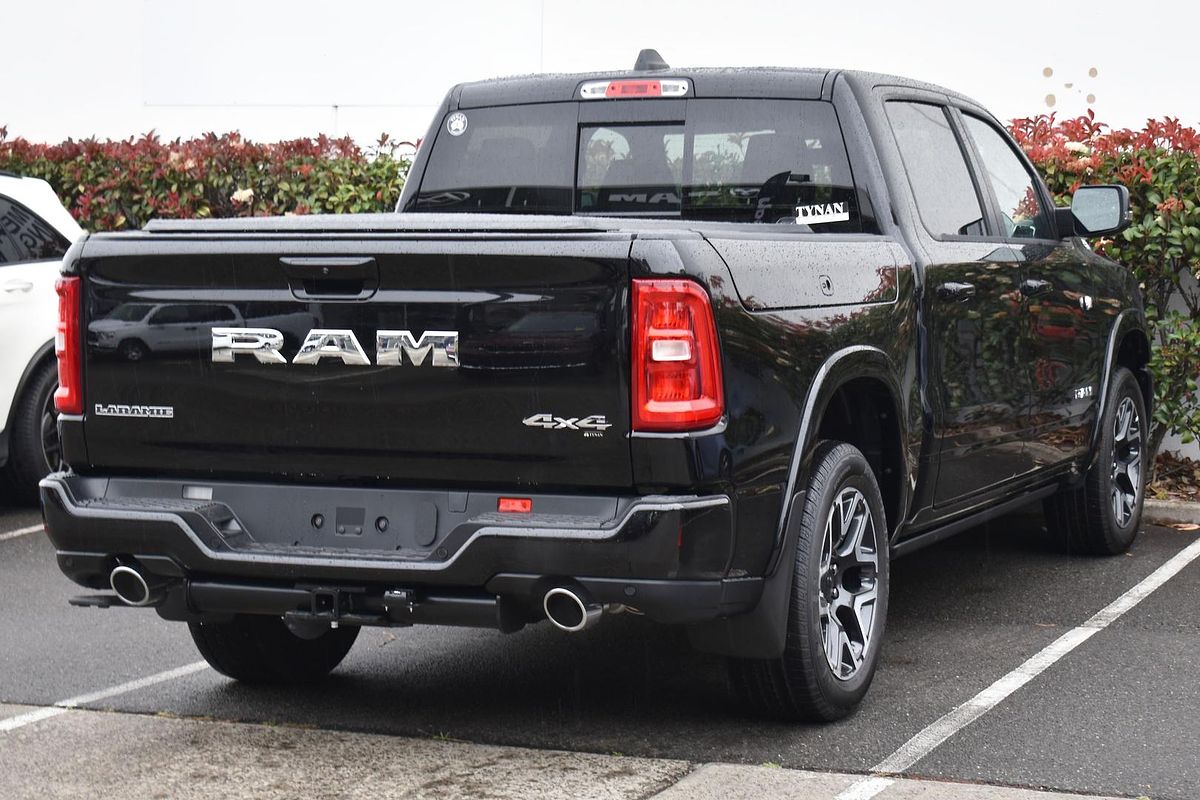 2025 RAM 1500 Laramie Sport Hurricane SO RamBox DT 4X4 SWB