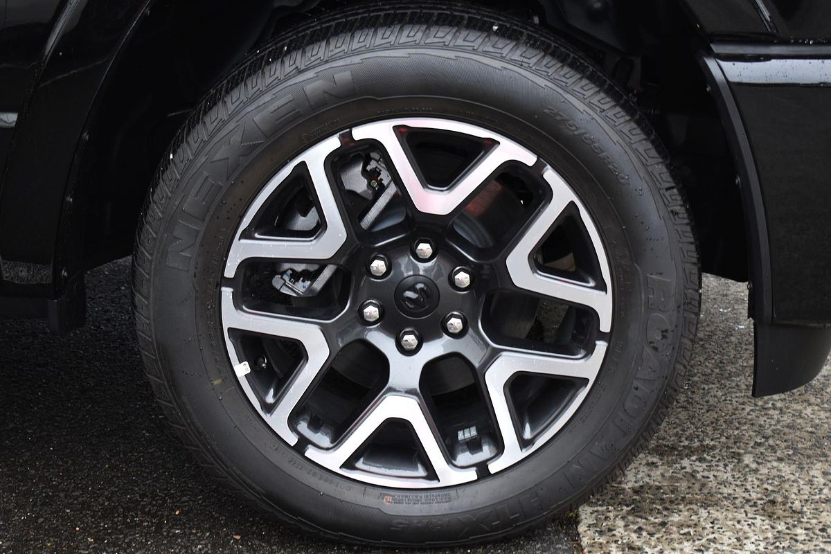 2025 RAM 1500 Laramie Sport Hurricane SO RamBox DT 4X4 SWB