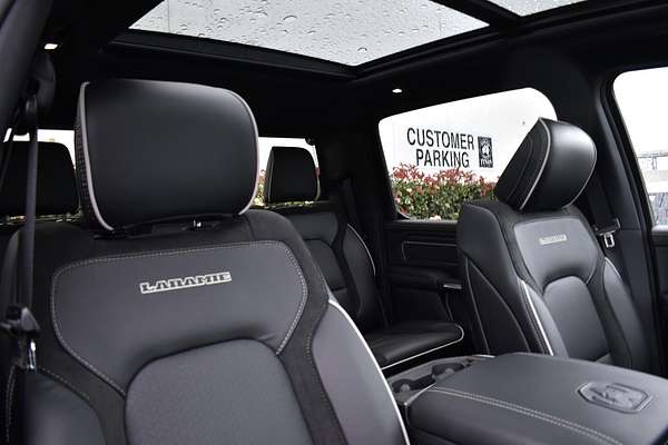 2025 RAM 1500 Laramie Sport Hurricane SO RamBox DT 4X4 SWB
