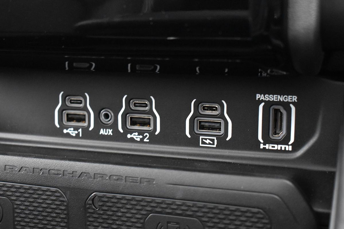 2025 RAM 1500 Laramie Sport Hurricane SO RamBox DT 4X4 SWB