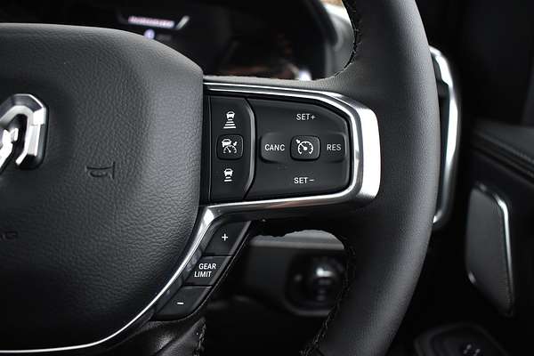 2025 RAM 1500 Laramie Sport Hurricane SO RamBox DT 4X4 SWB