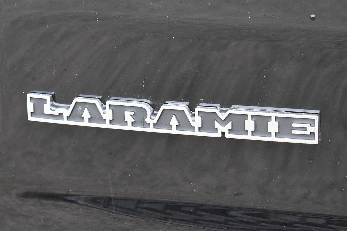 2025 RAM 1500 Laramie Sport Hurricane SO RamBox DT 4X4 SWB