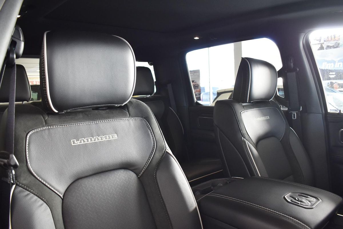 2025 RAM 1500 Laramie Sport Hurricane SO RamBox DT 4X4 SWB