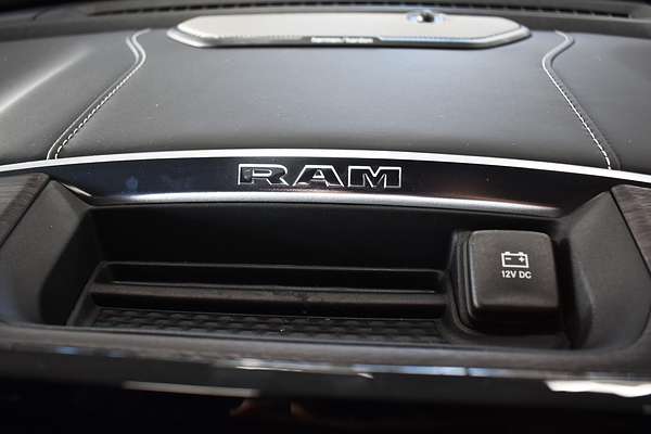 2025 RAM 1500 Laramie Sport Hurricane SO RamBox DT 4X4 SWB