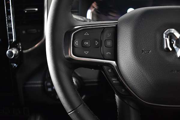 2025 RAM 1500 Laramie Sport Hurricane SO RamBox DT 4X4 SWB