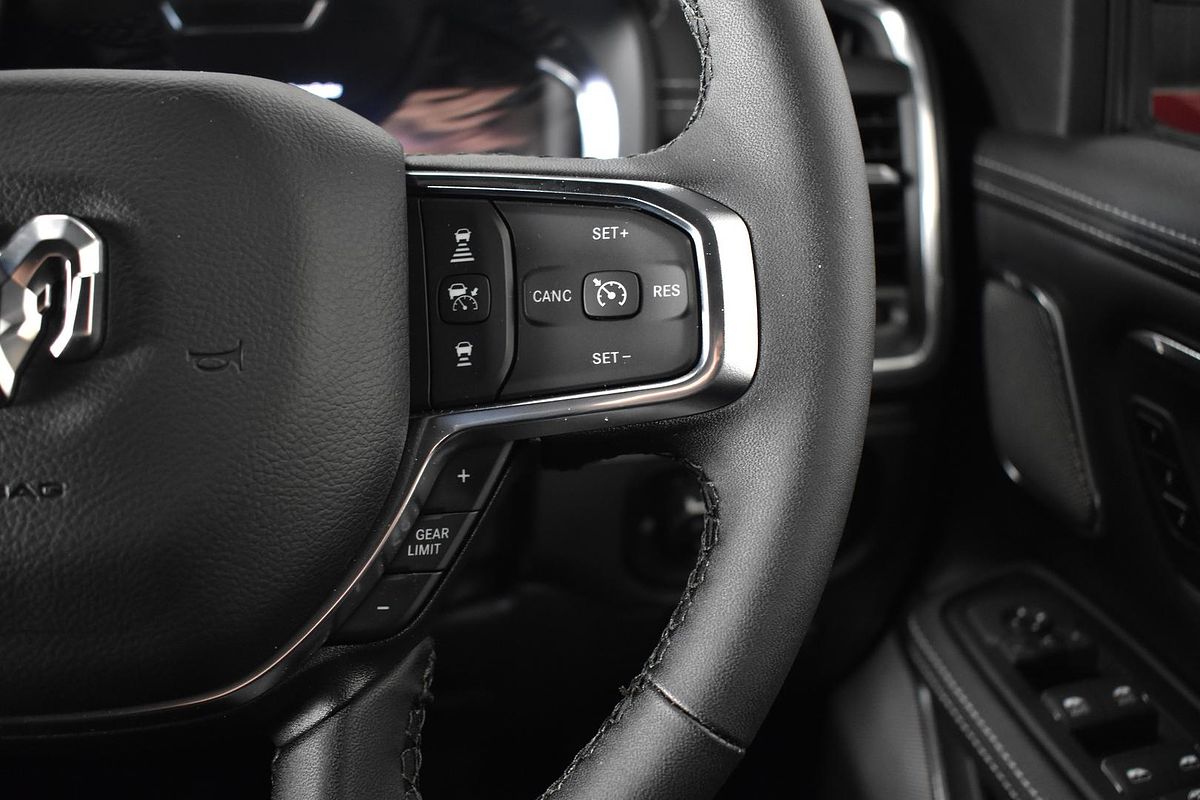2025 RAM 1500 Laramie Sport Hurricane SO RamBox DT 4X4 SWB