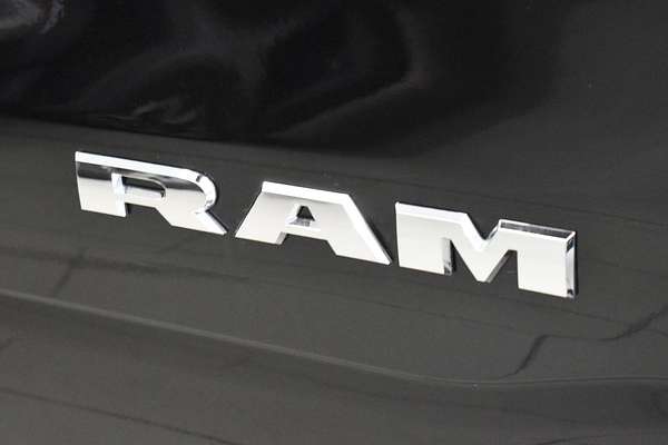 2025 RAM 1500 Laramie Sport Hurricane SO RamBox DT 4X4 SWB