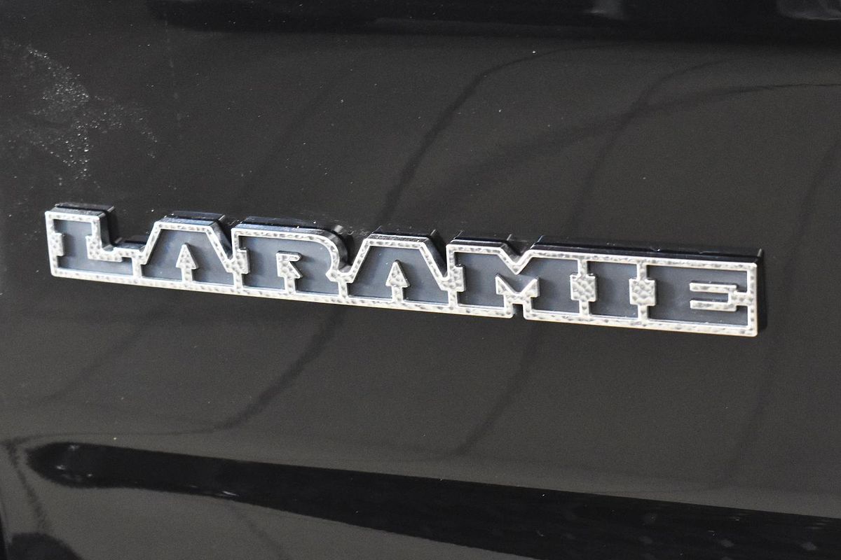 2025 RAM 1500 Laramie Sport Hurricane SO RamBox DT 4X4 SWB