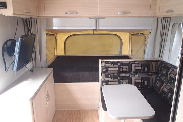 2011 Jayco Base Station 21.66-6.Ob