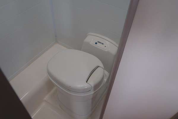2011 Jayco Base Station 21.66-6.Ob