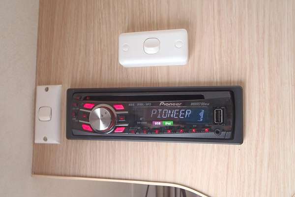 2011 Jayco Base Station 21.66-6.Ob