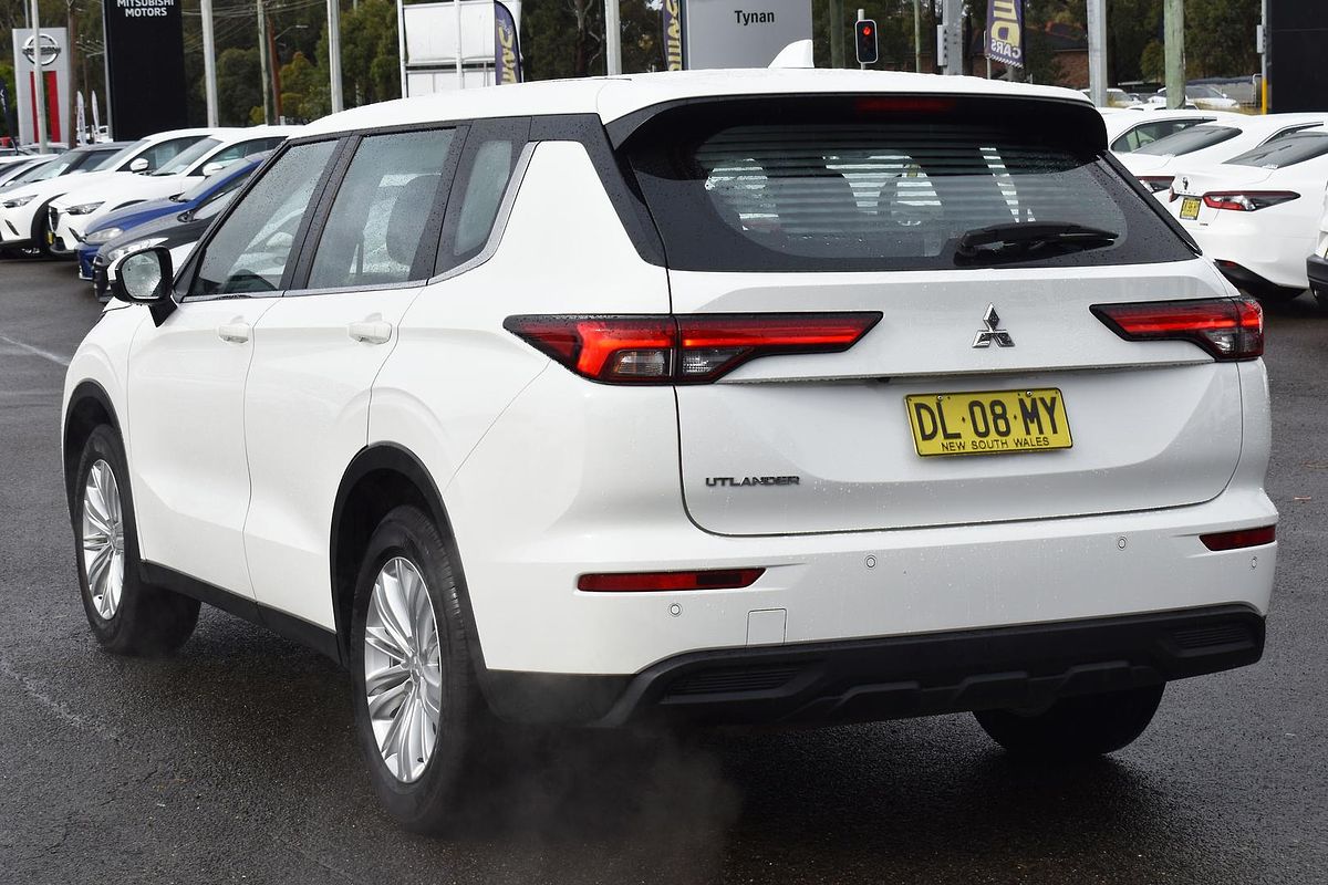 2024 Mitsubishi Outlander ES ZM
