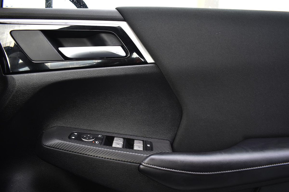 2024 Mitsubishi Outlander ES ZM