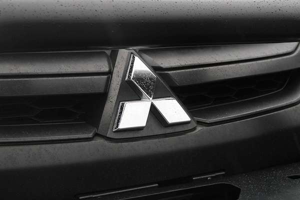 2019 Mitsubishi Triton GLX MR 4X4