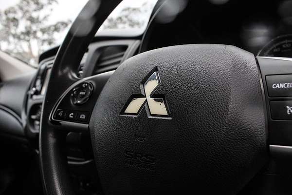 2019 Mitsubishi Triton GLX MR 4X4