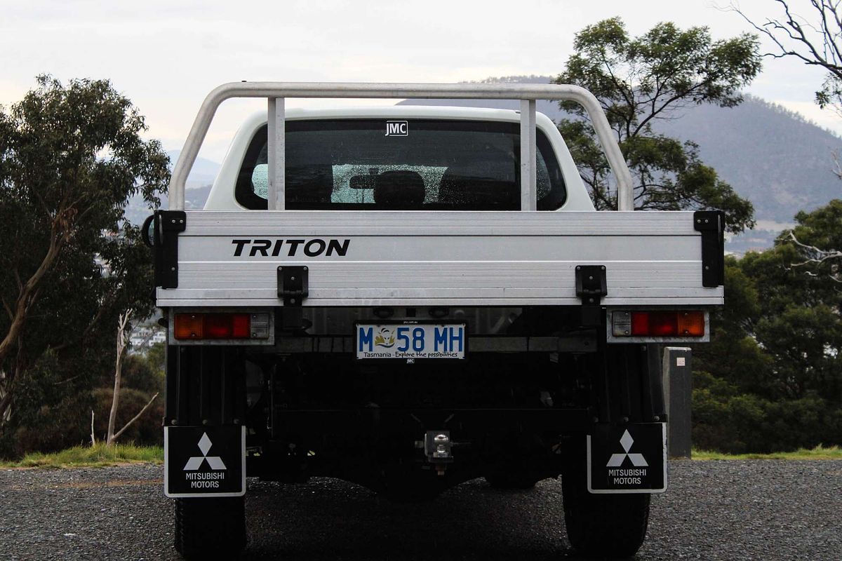 2019 Mitsubishi Triton GLX MR 4X4