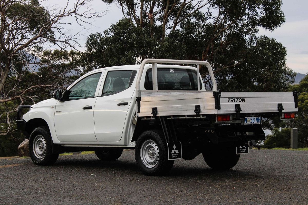 2019 Mitsubishi Triton GLX MR 4X4