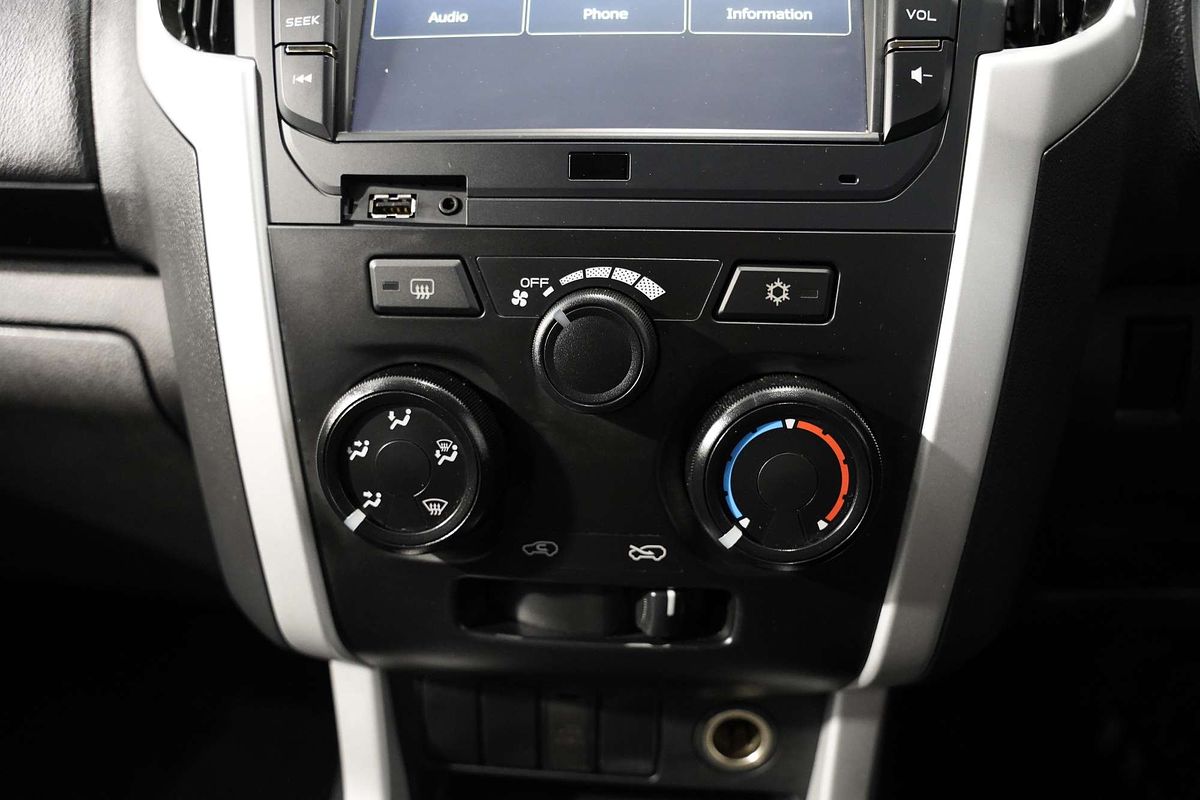 2019 Isuzu MU-X LS-M