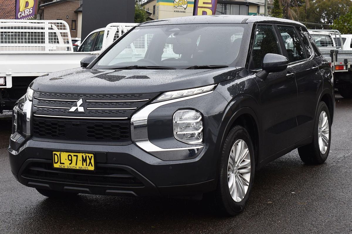 2024 Mitsubishi Outlander ES ZM