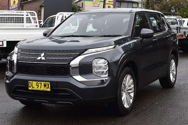 2024 Mitsubishi Outlander ES ZM