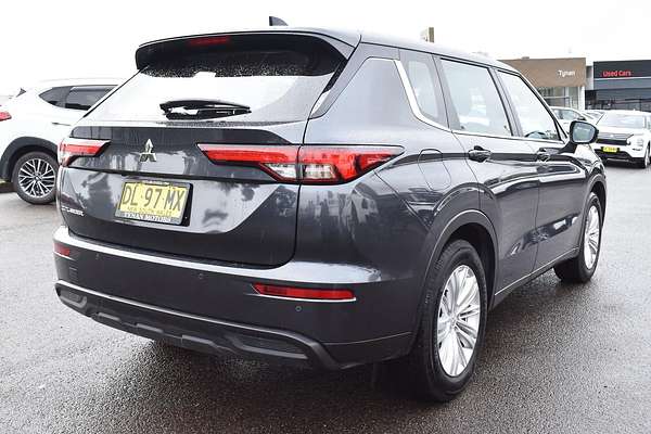 2024 Mitsubishi Outlander ES ZM