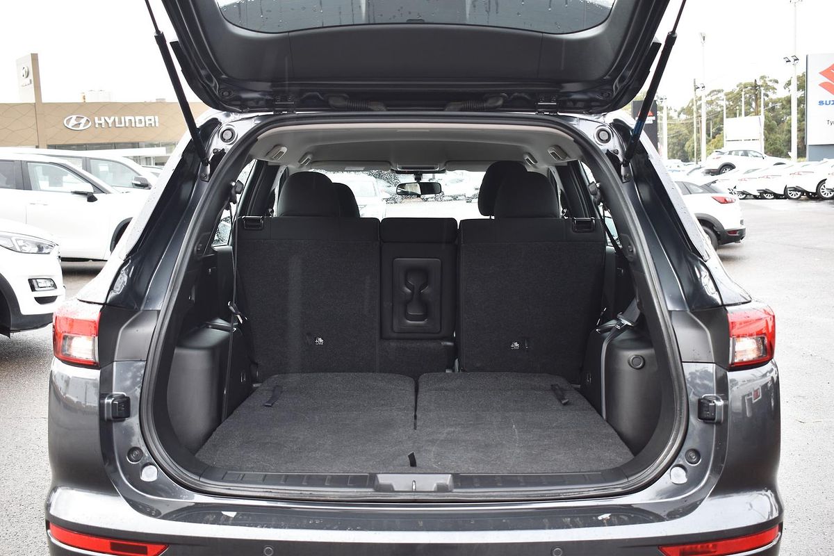 2024 Mitsubishi Outlander ES ZM