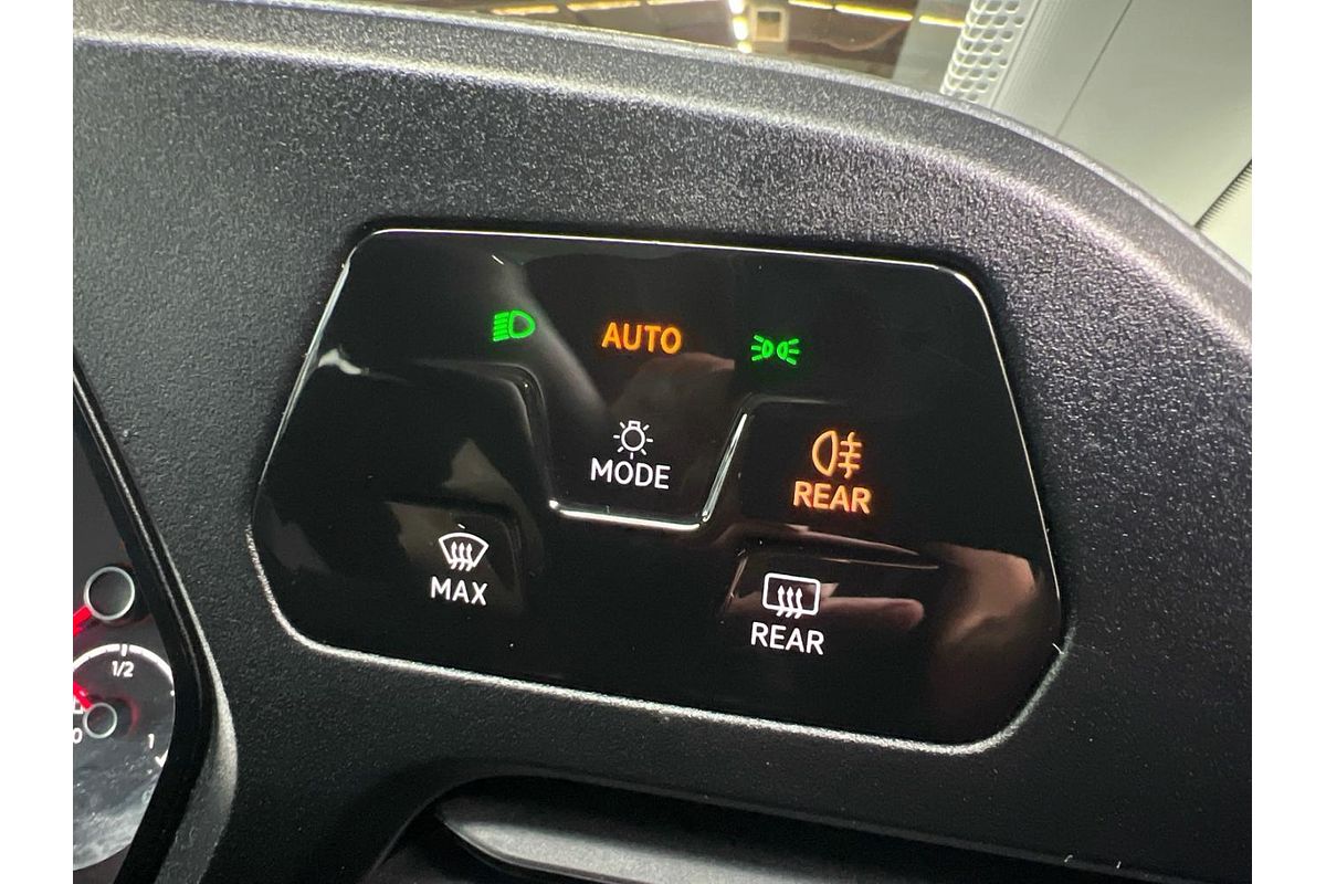 2022 Volkswagen Caddy TSI220 5 LWB