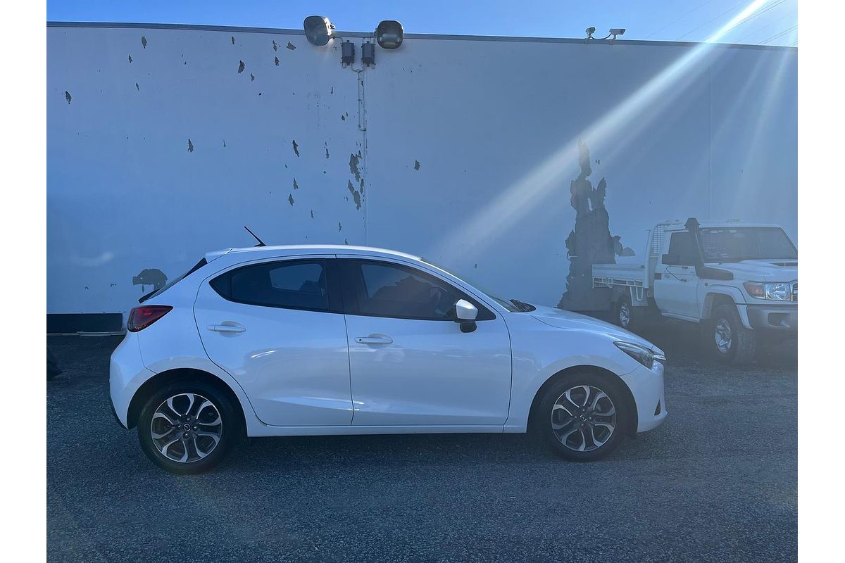 2015 Mazda 2 Genki DJ Series
