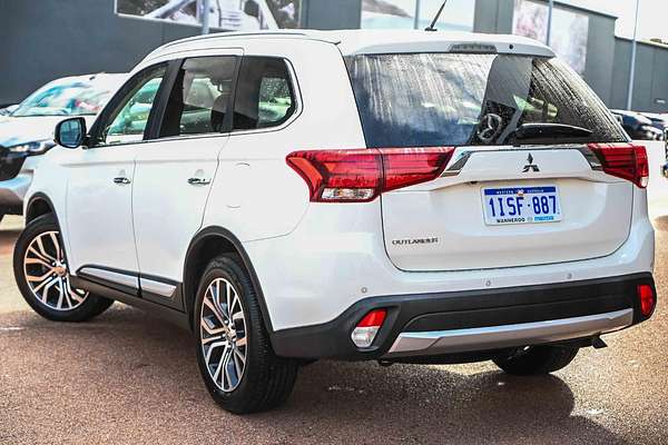 2015 Mitsubishi Outlander Exceed ZK