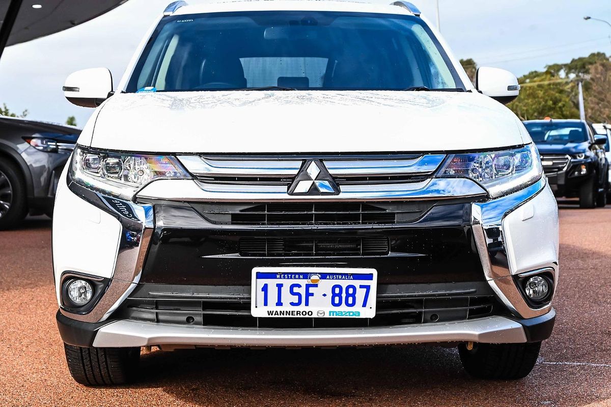 2015 Mitsubishi Outlander Exceed ZK