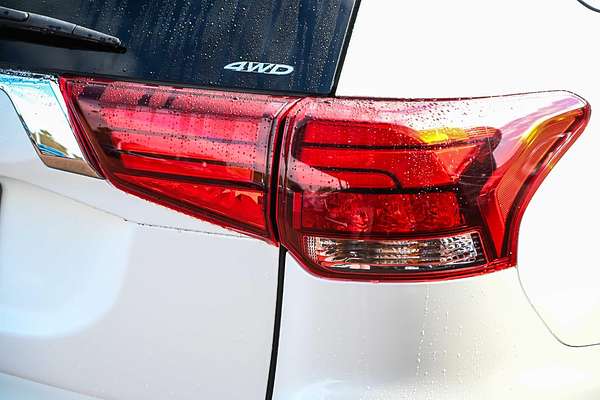 2015 Mitsubishi Outlander Exceed ZK