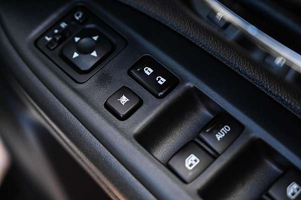 2015 Mitsubishi Outlander Exceed ZK