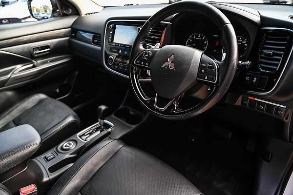 2015 Mitsubishi Outlander Exceed ZK