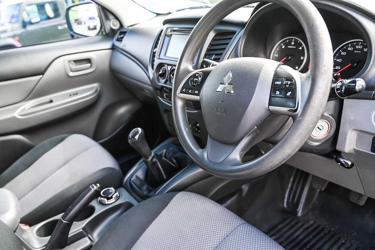 2016 Mitsubishi Triton GLX+ MQ 4X4
