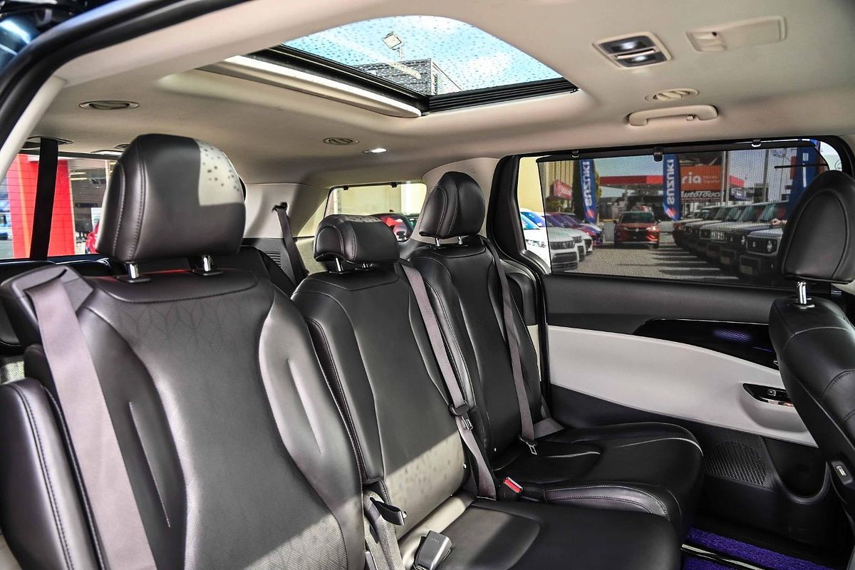 2022 Kia Carnival Platinum KA4