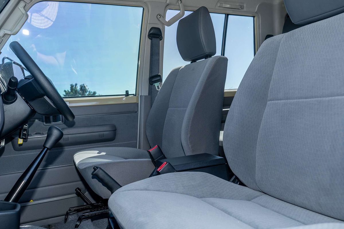 2024 Toyota Landcruiser GXL VDJL79R 4X4