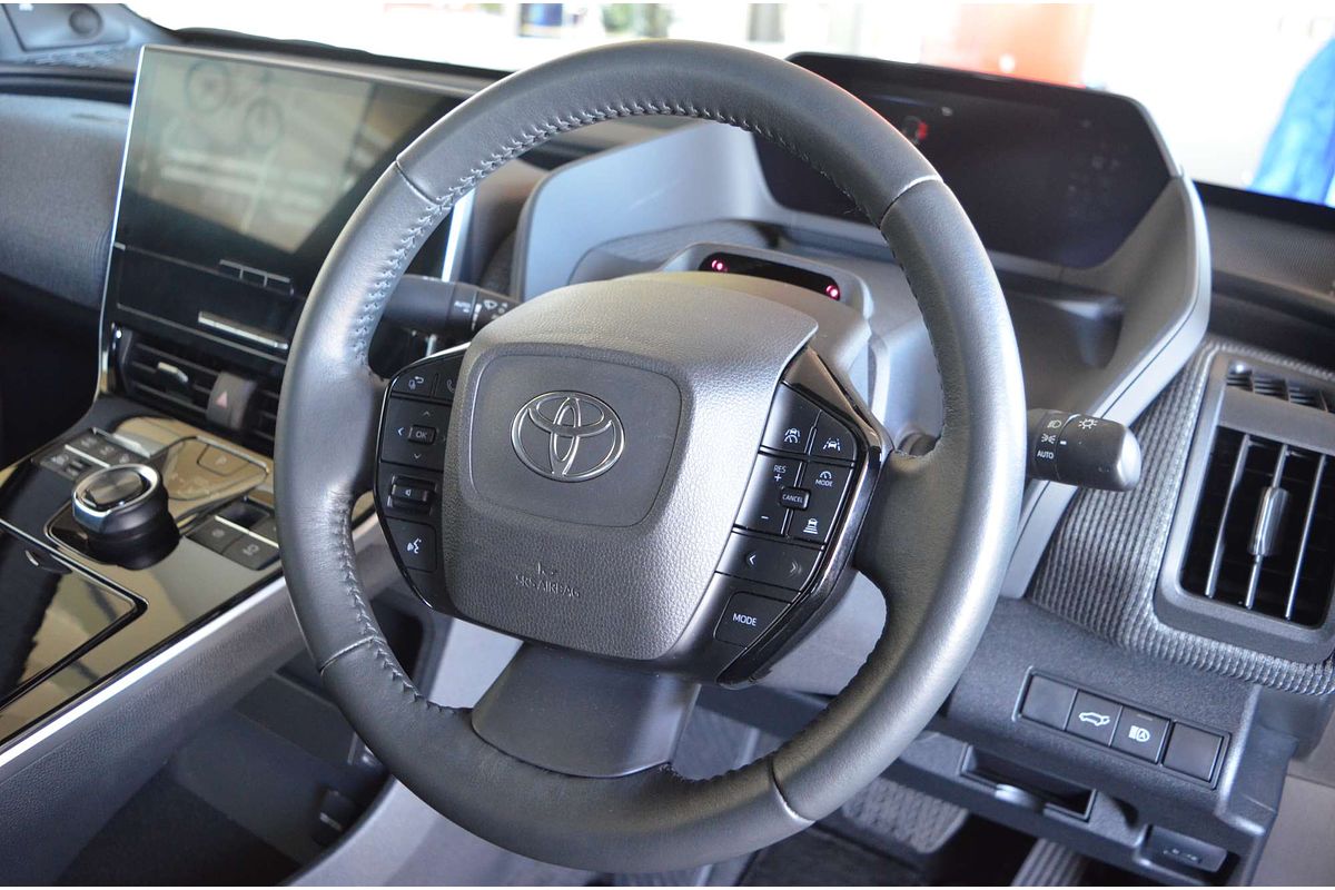 2023 Toyota bZ4X  YEAM15R